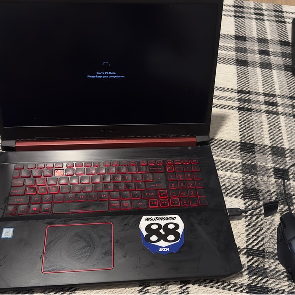Acer nitro gaming lapto - Picture 2 of 4